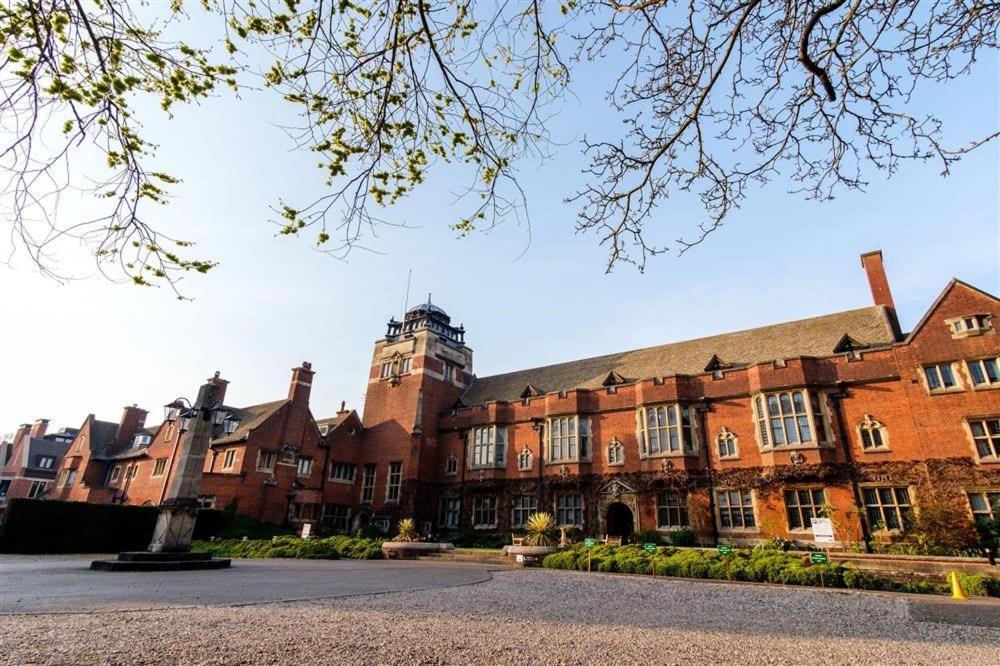 Hotel Westminster College CBG Exteriér fotografie